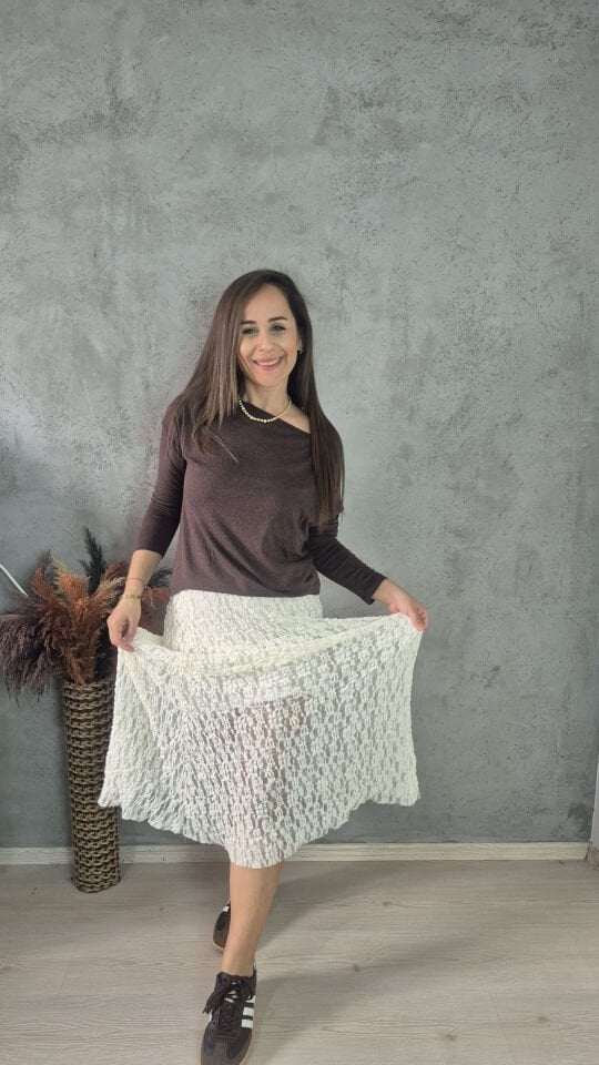 BELİ LASTİKLİ ASTARLI DANTEL ETEK